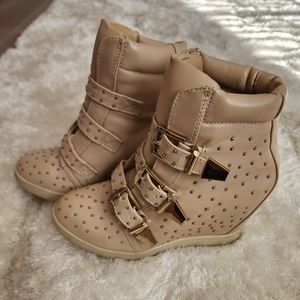 Bumper NICHOLAS-01 Gold Studded Hidden Wedge Fashion Sneakers!
